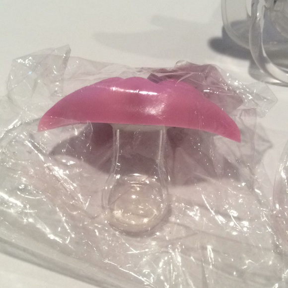 🌟Silicon Infant Pacifier, Lip, Mustache, funny - Picture 3 of 8